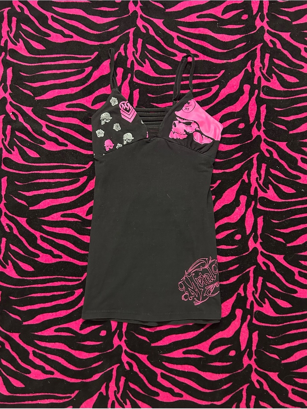 Y2k Grunge goth rare Metal Mulisha Cami Tank Top with pink & black Skull Graphic